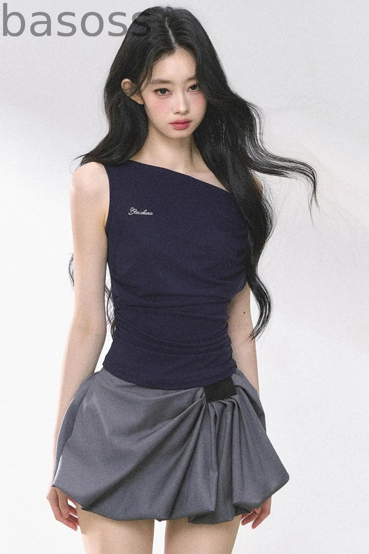 Shoulder-Baring Slim Crop T-Shirt