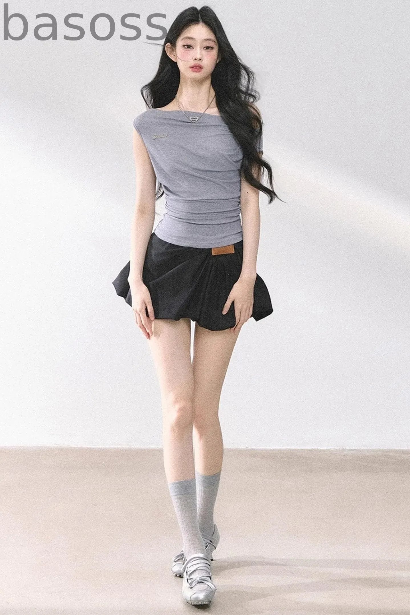 Shoulder-Baring Slim Crop T-Shirt