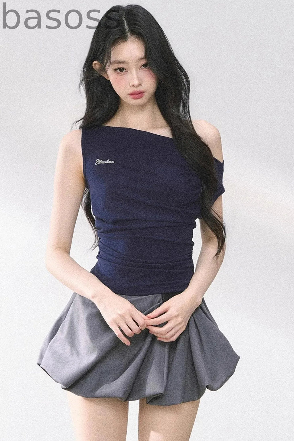 Shoulder-Baring Slim Crop T-Shirt