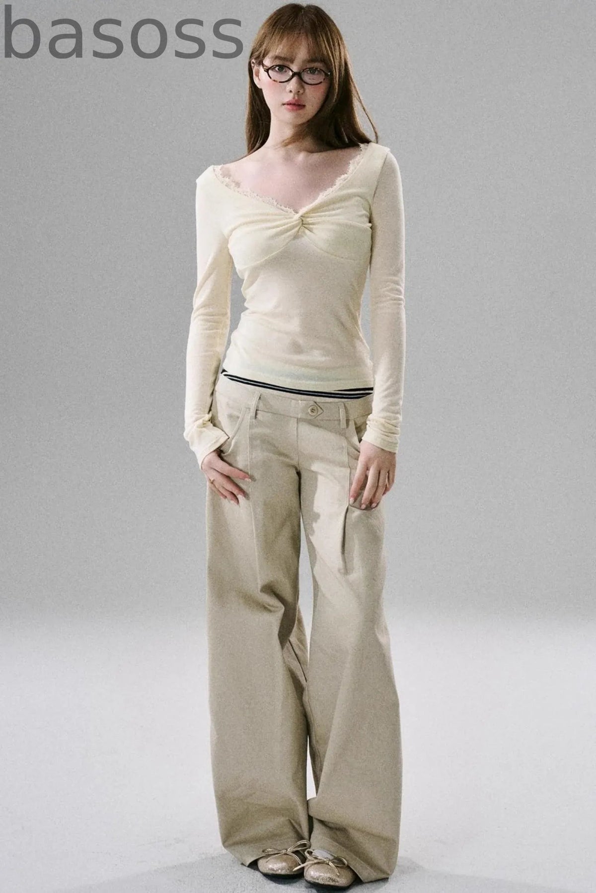 Stretch Lace Slim Fit Base Top