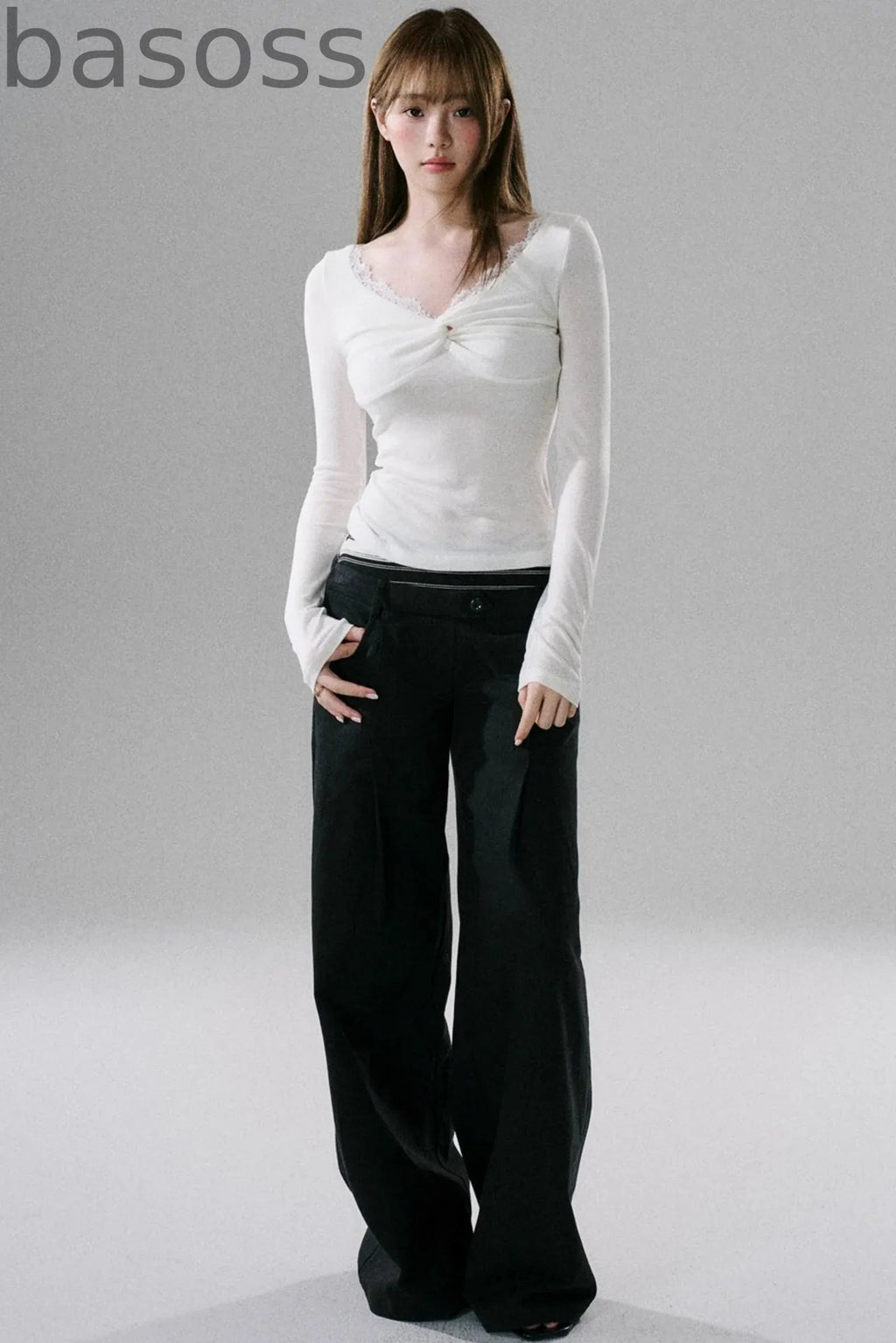 Stretch Lace Slim Fit Base Top