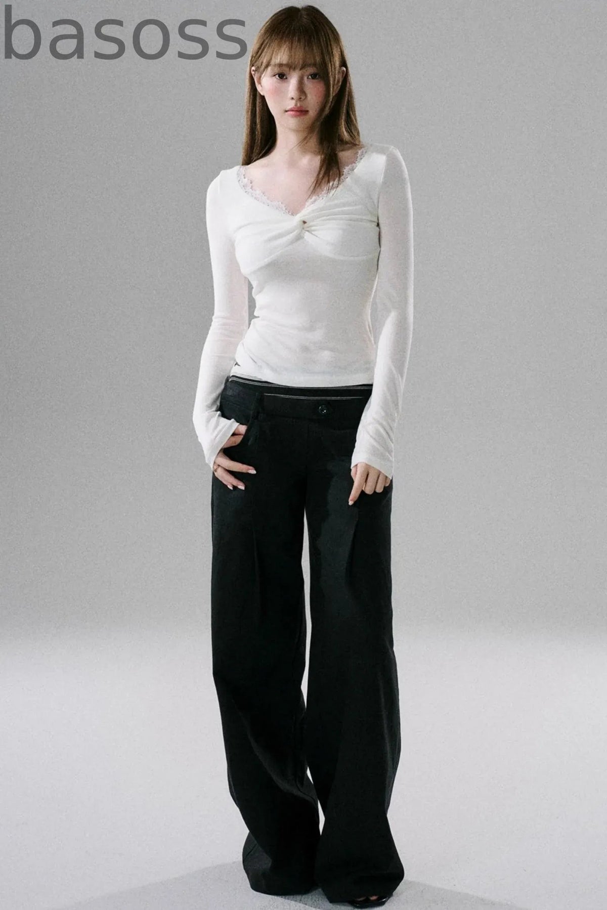 Stretch Lace Slim Fit Base Top
