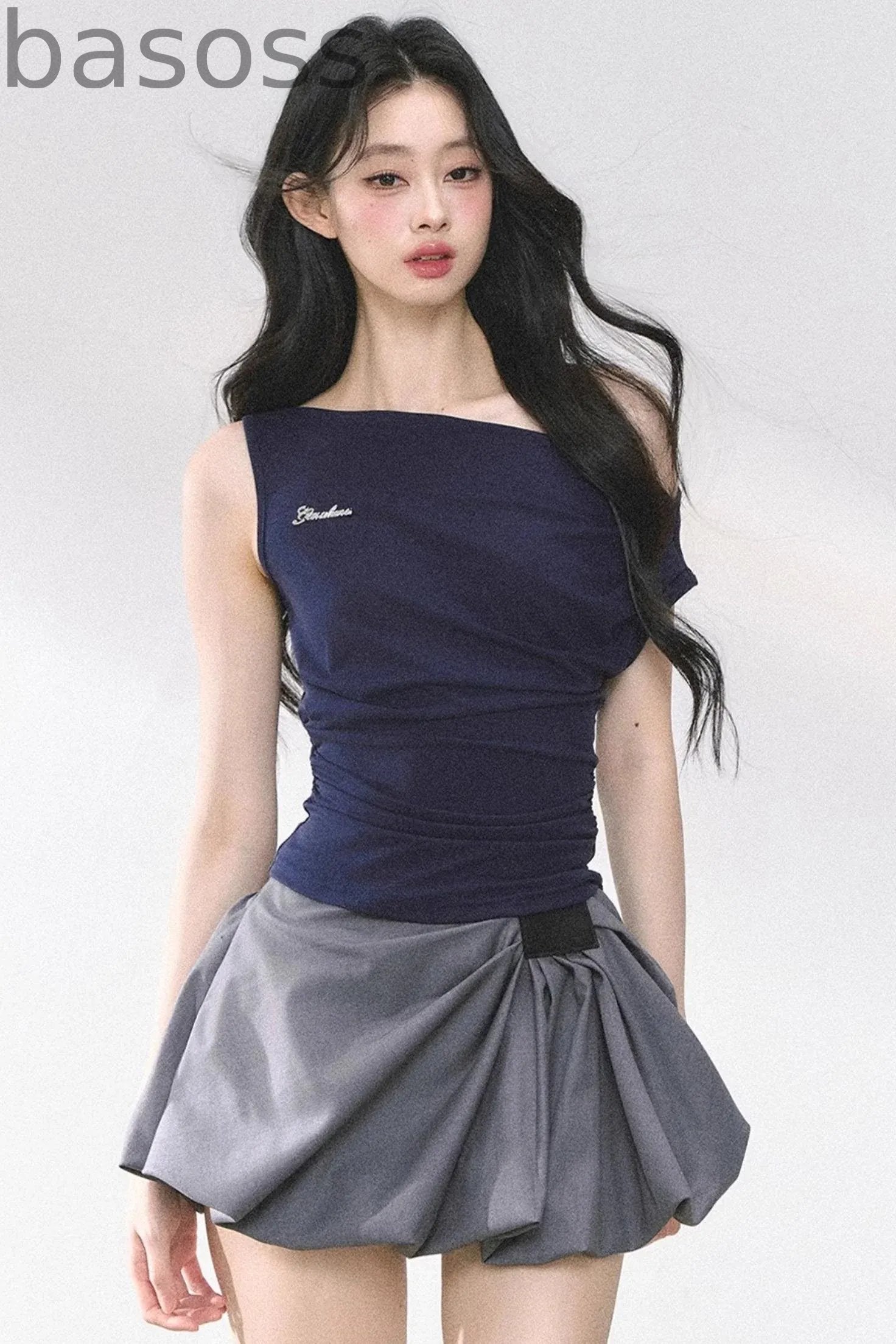 Shoulder-Baring Slim Crop T-Shirt