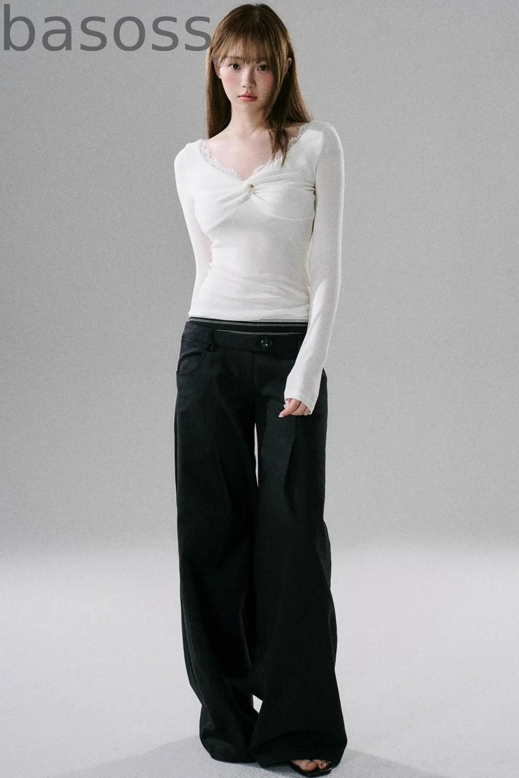 Stretch Lace Slim Fit Base Top