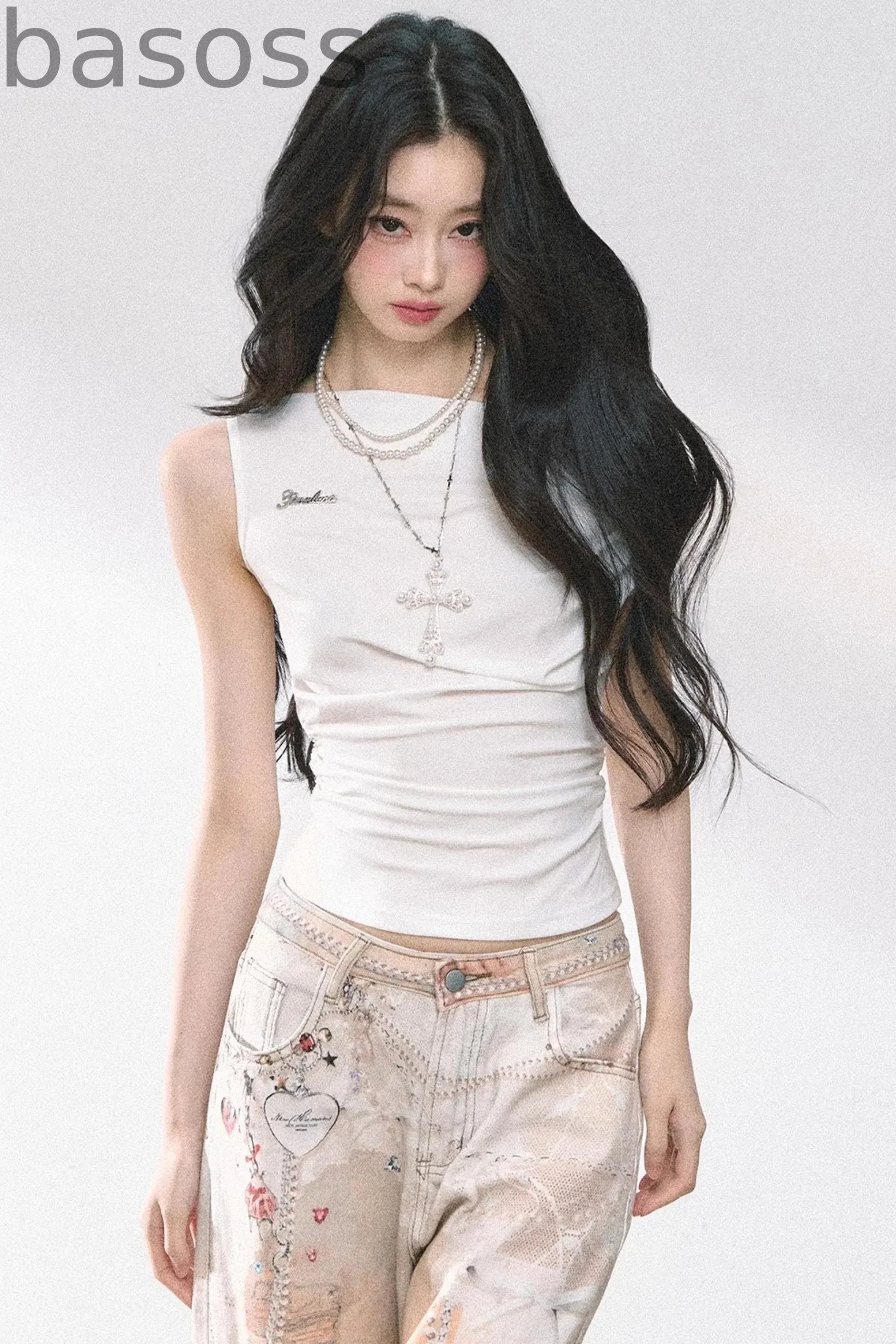 Shoulder-Baring Slim Crop T-Shirt