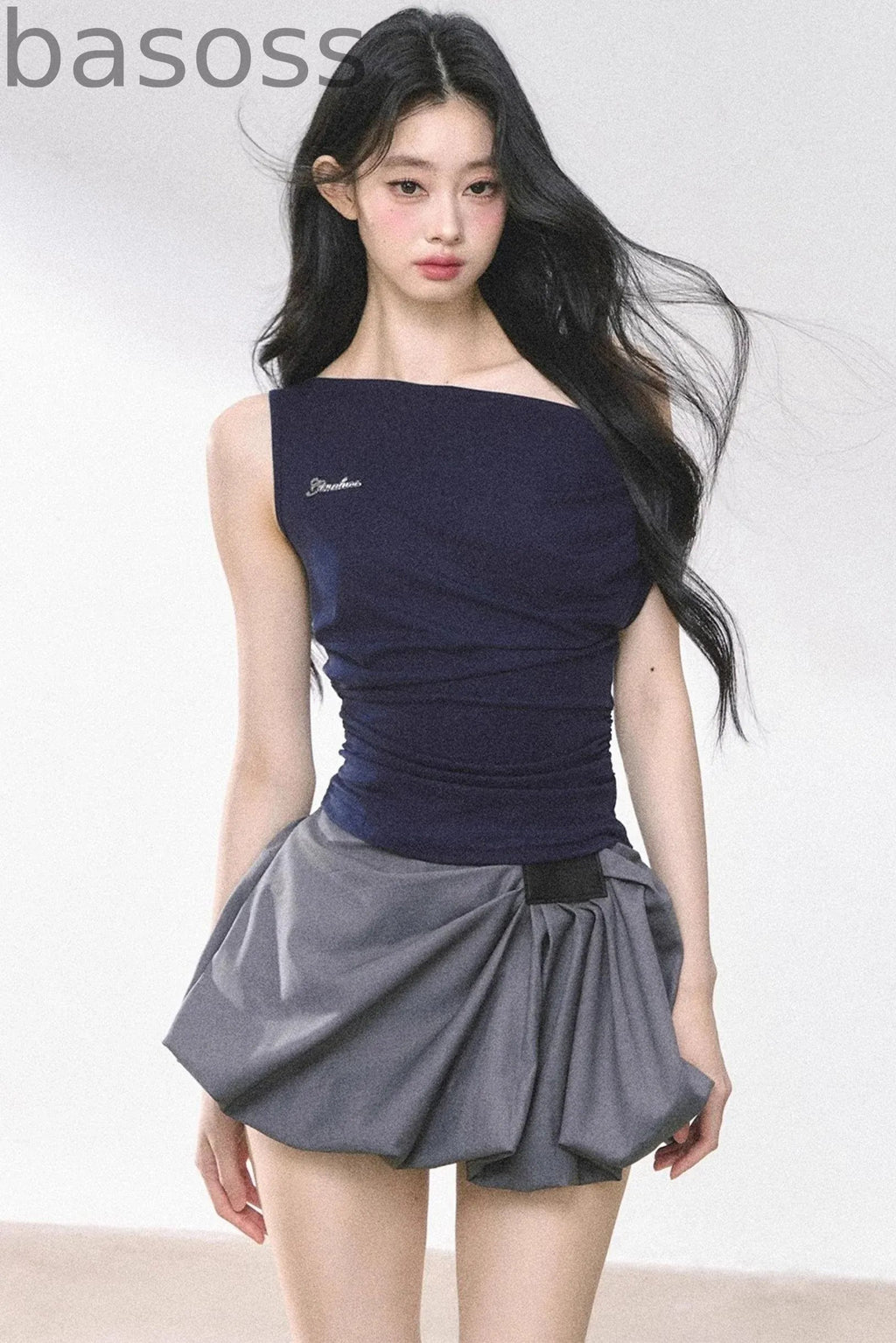 Shoulder-Baring Slim Crop T-Shirt
