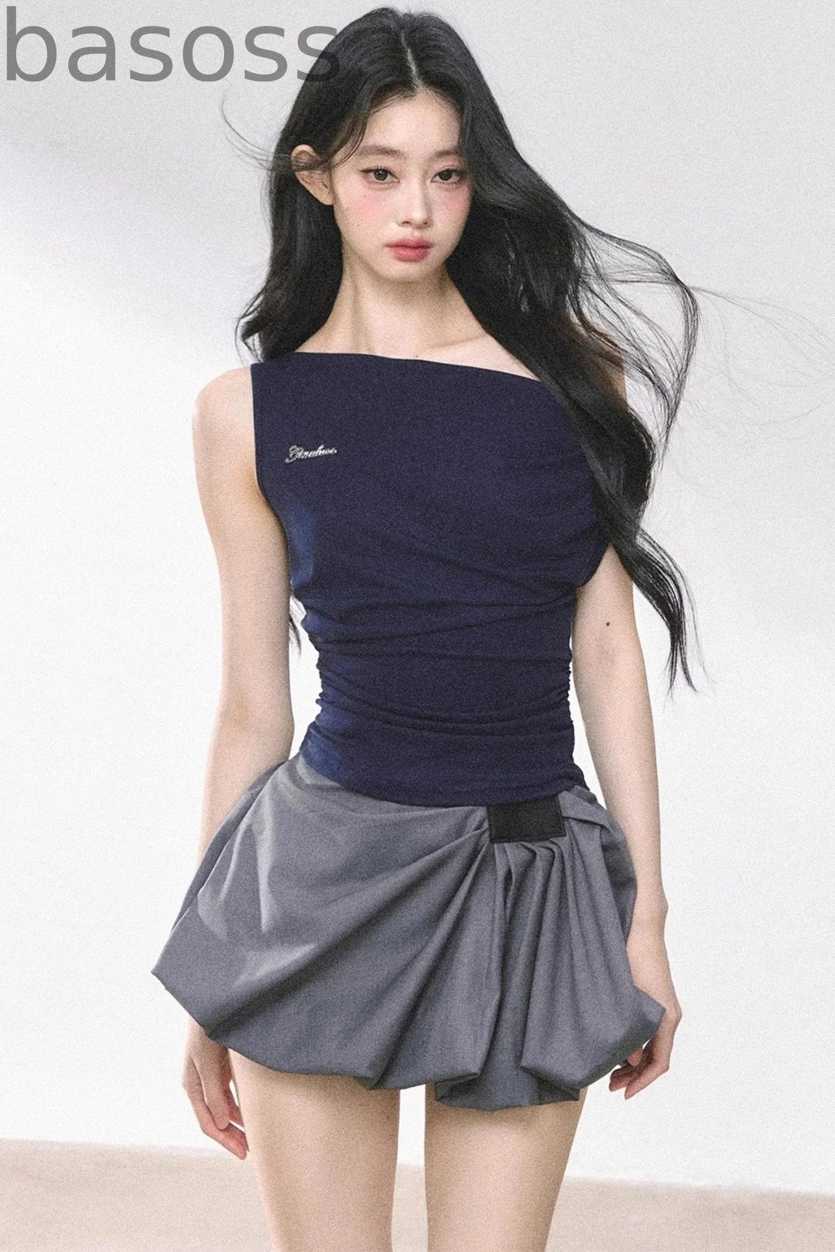 Shoulder-Baring Slim Crop T-Shirt